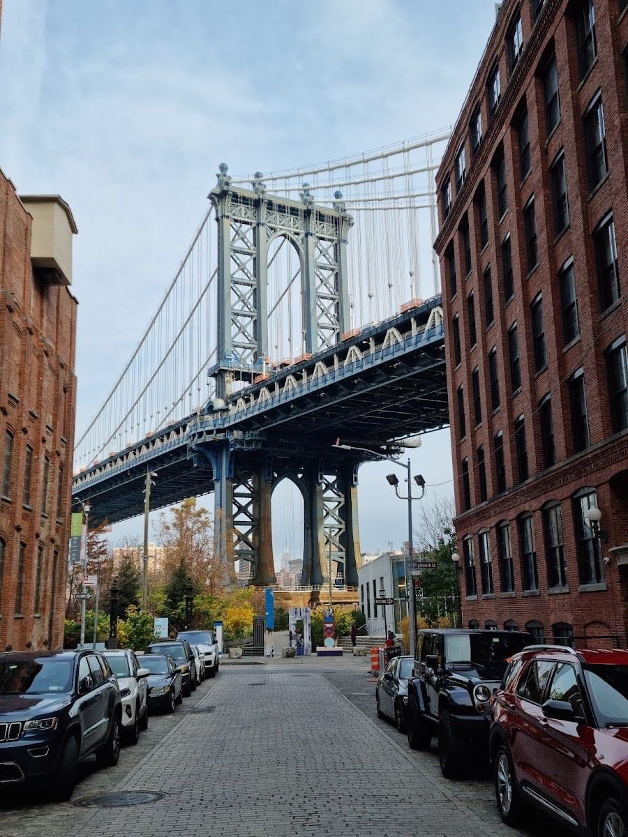 Dumbo - Manhattan Bridge View