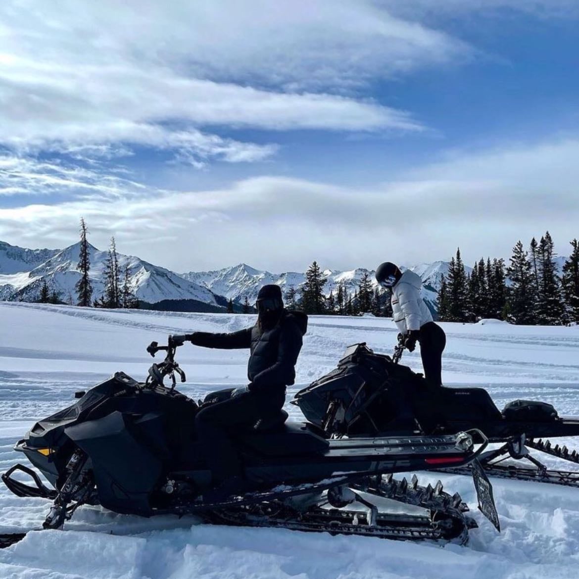 snow mobile / skiing