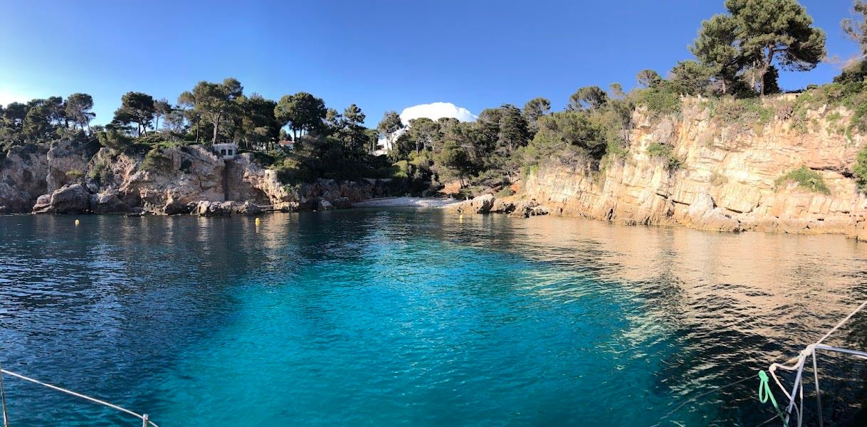 Bay of Antibes Billionaires
