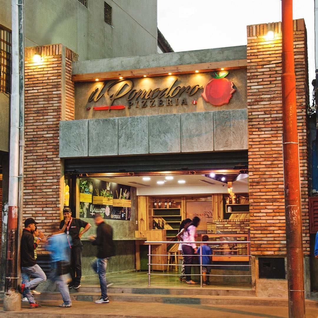 il Pomodoro Restaurant