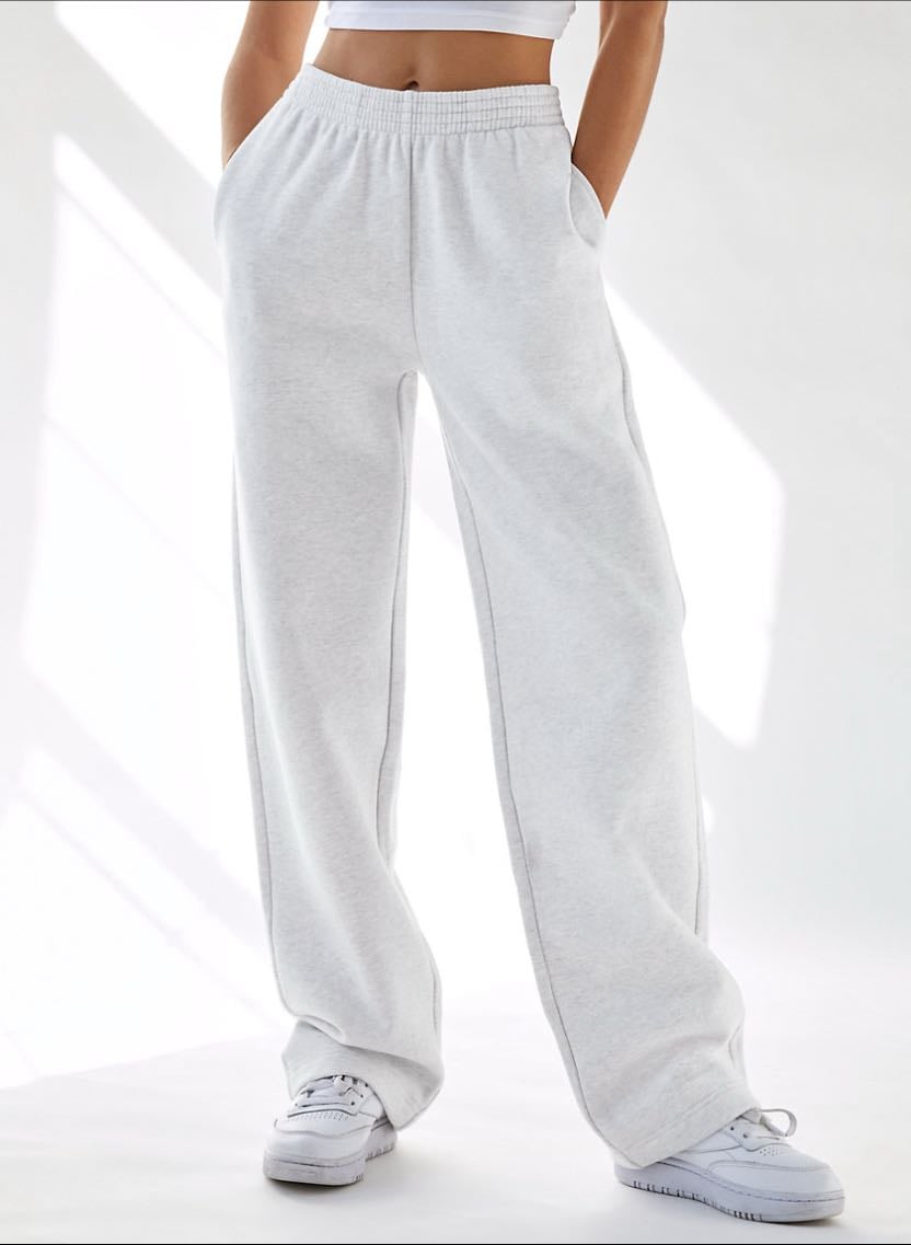 Aritzia sweatpants