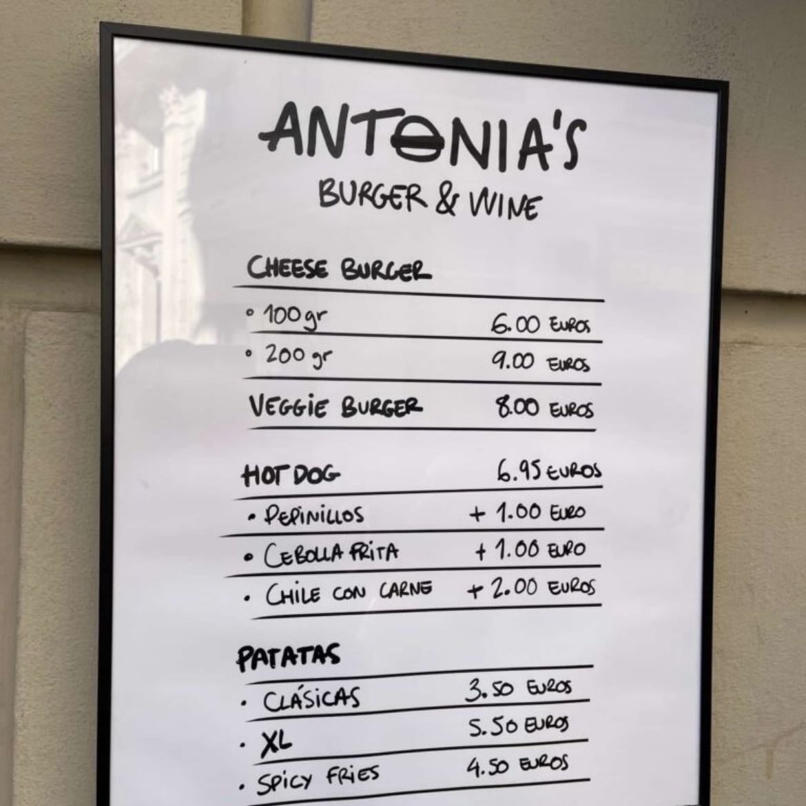 Antonia’s Burger