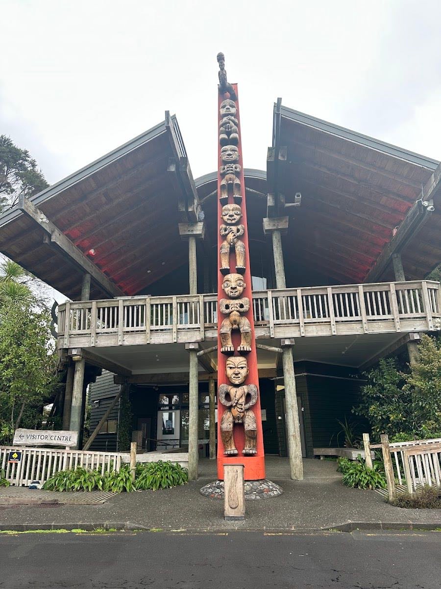 Arataki Visitor Centre