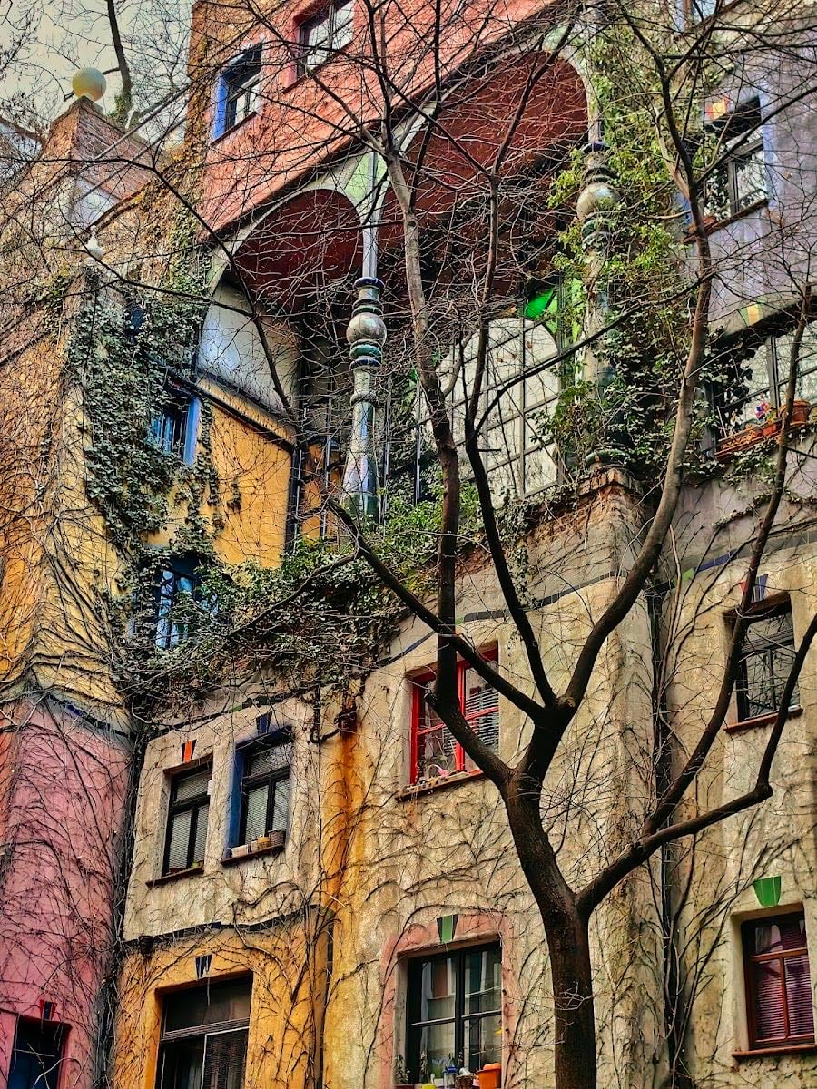 Hundertwasser Brunnen