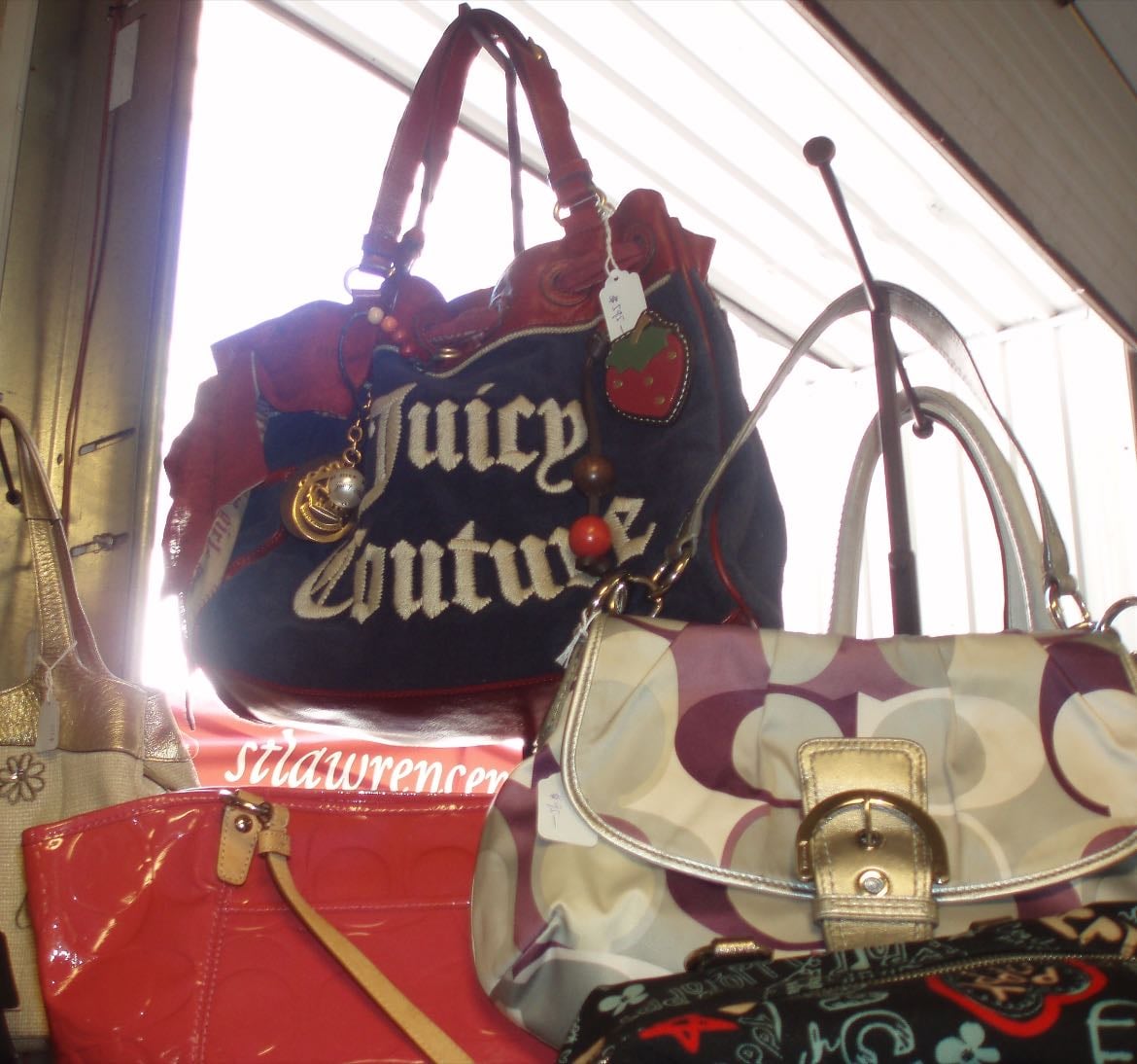 thrifting in toronto