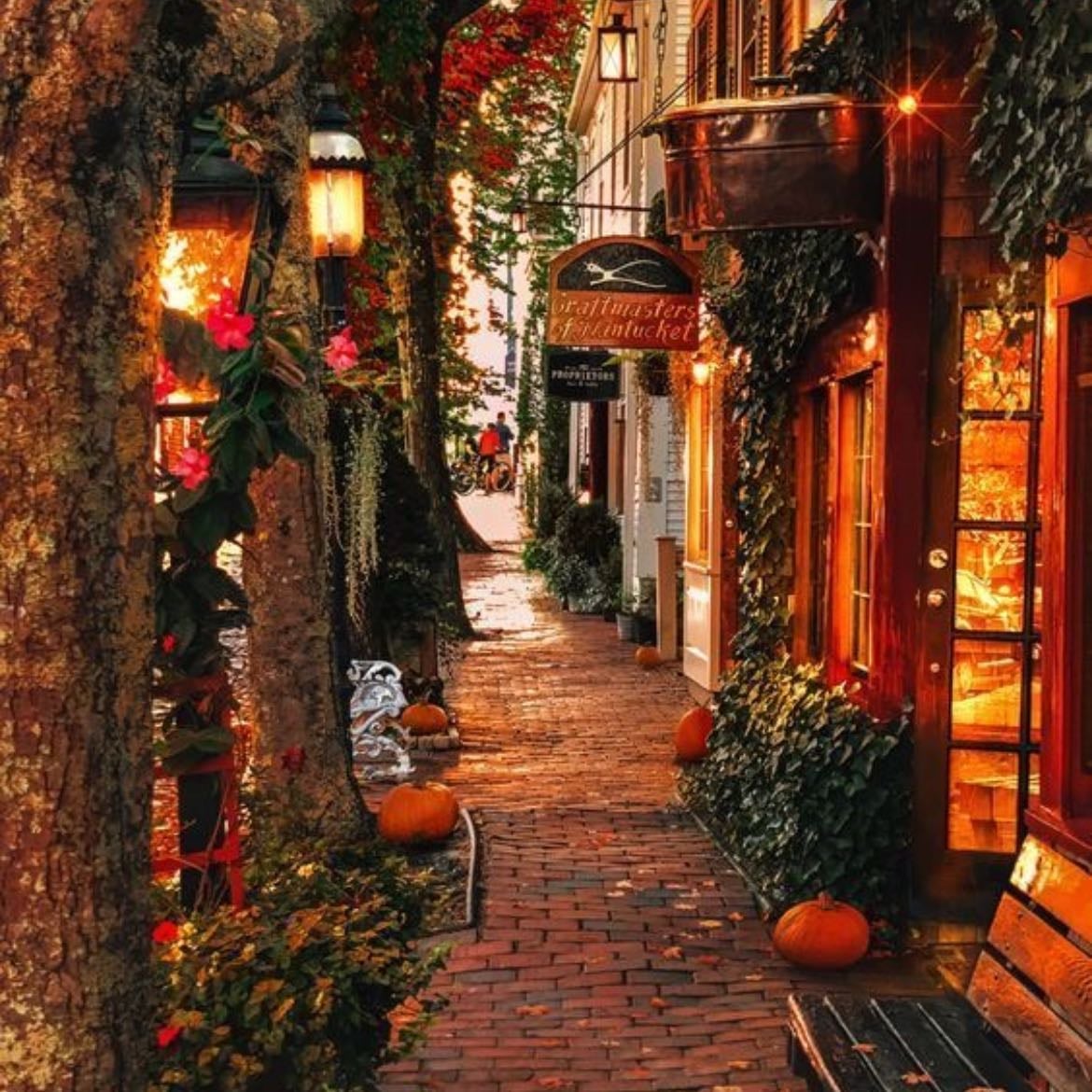 salem, massachusetts - halloween