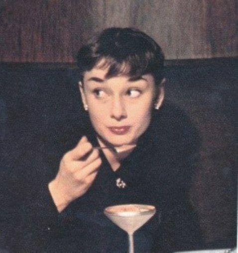 como audrey hepburn - com amor, agata