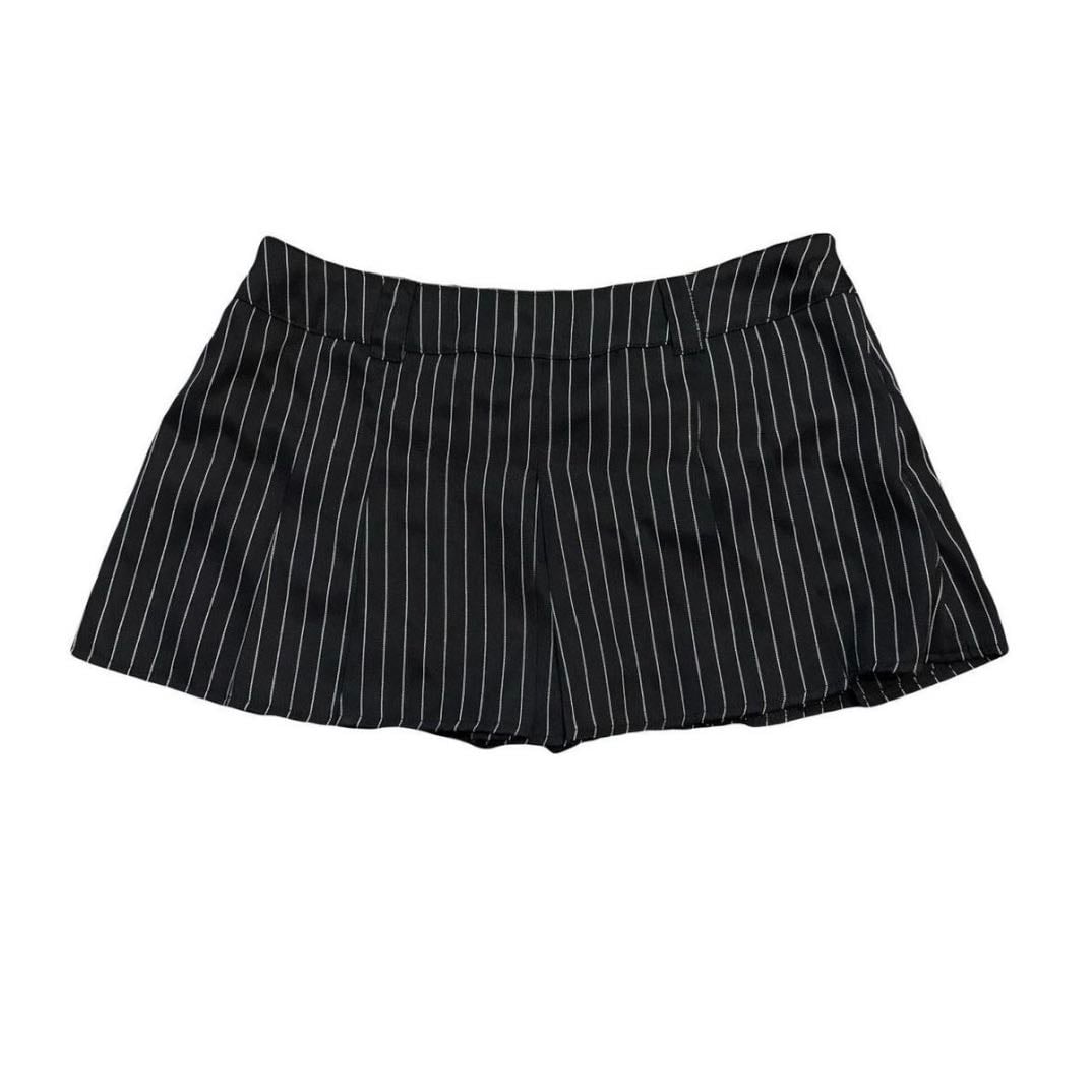 striped mini skirt
