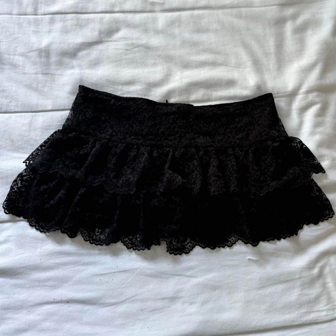 lace black mini skirt