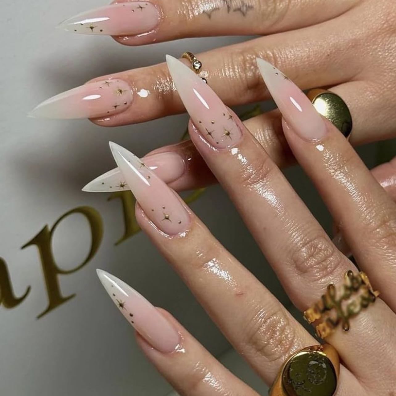 Glam - White, pink nude and gold.