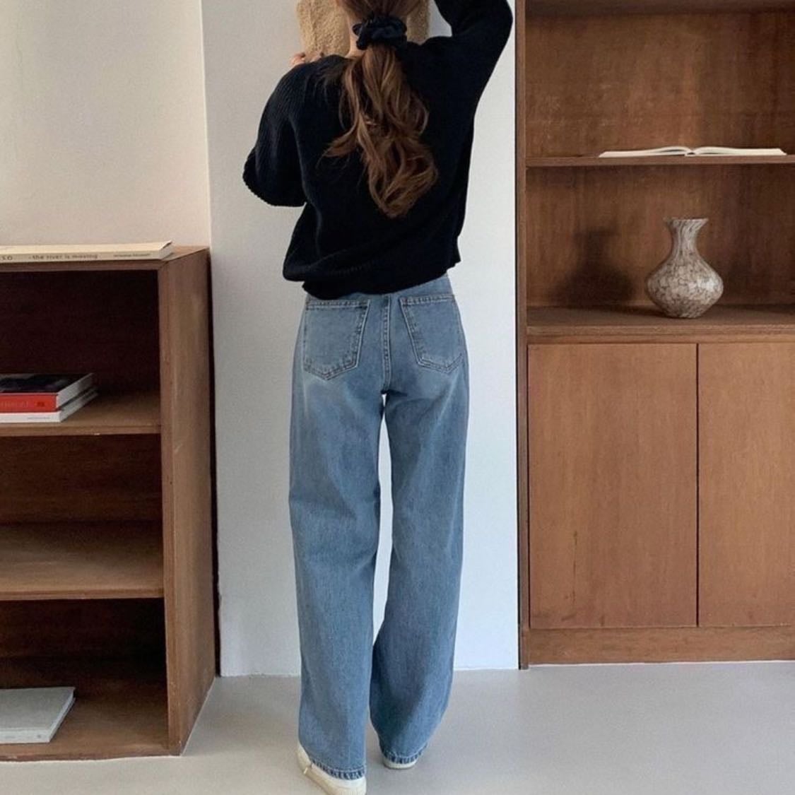 casual but cute - jeans+ black sweater+ white shoes