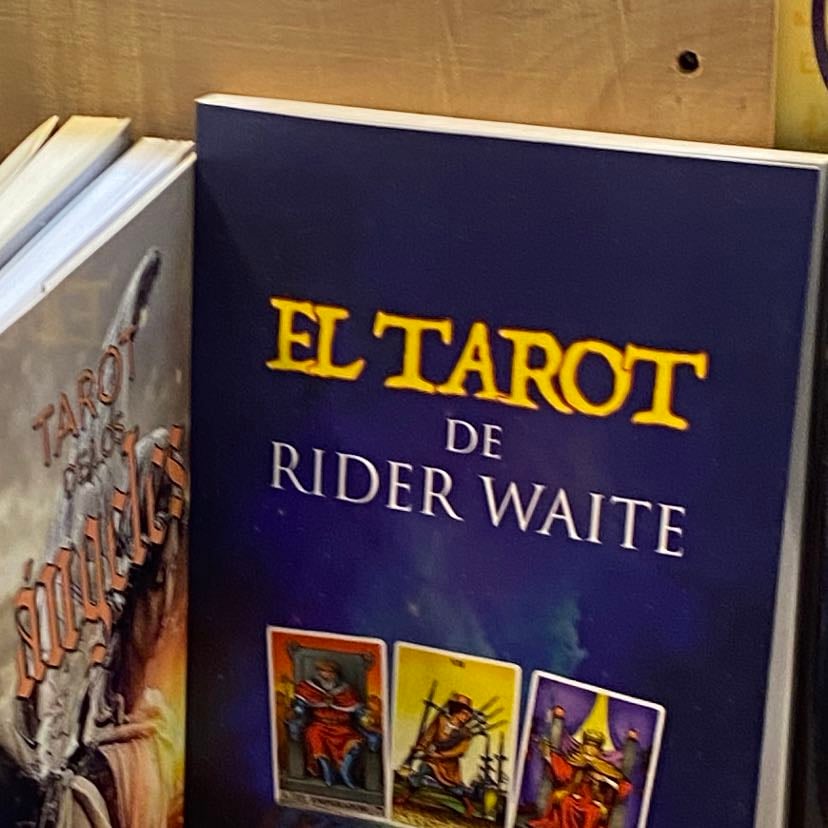 libro de tarot