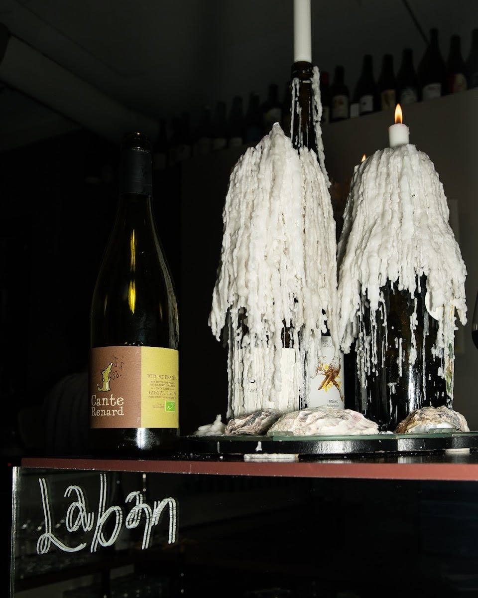 Laban wine bar