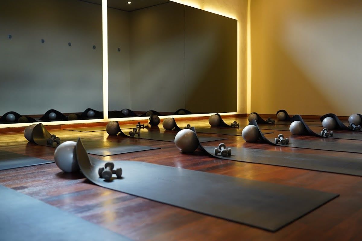 Studio Fondue - reformer, mat & barre