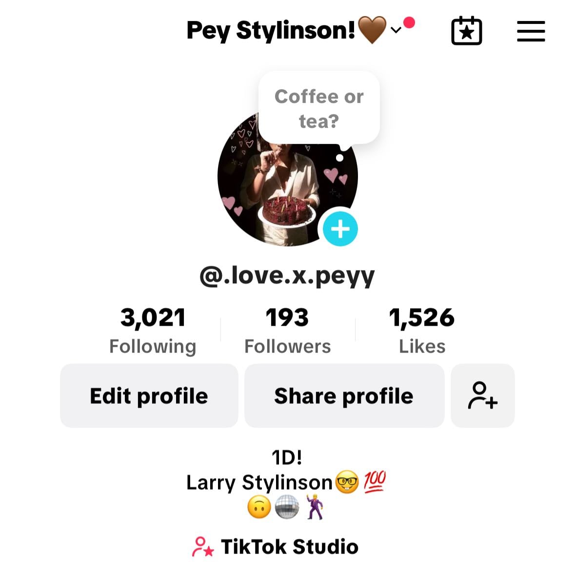 .love.x.peyy - i donโt post much anymore on it but trying to now!