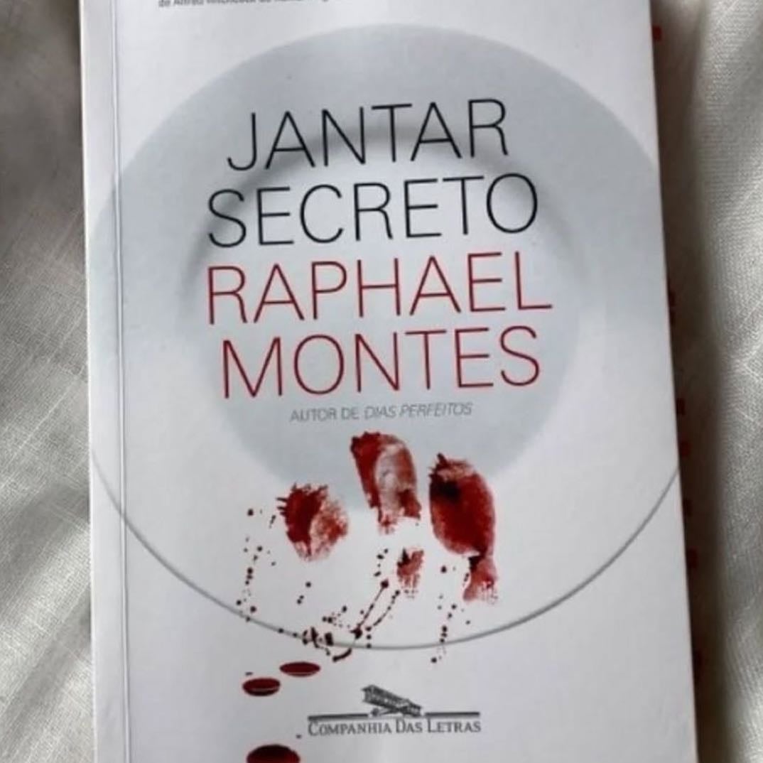 Livros - Certa vez, num banheiro púbico, havia um poema...