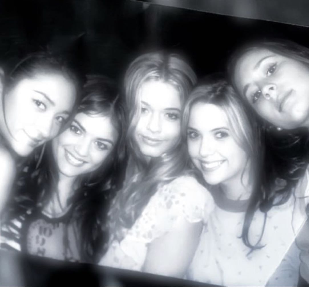 Pretty Little Liars - I. Marlene King · 2010