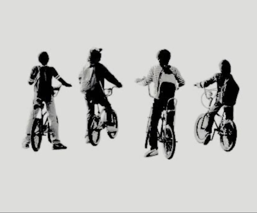 Stranger Things - Ross Duffer, Matt Duffer · 2016
