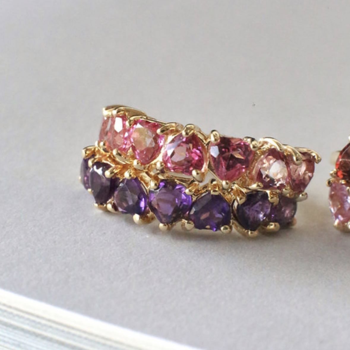 Anillo Churumbela de Corazones Invertidos - En Topacios Rosas