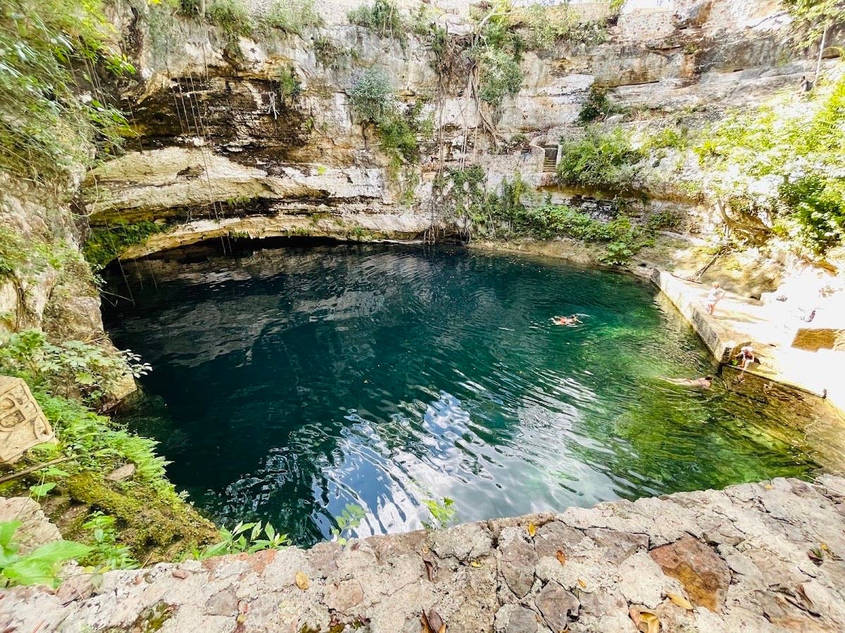 Cenote Xlakaj