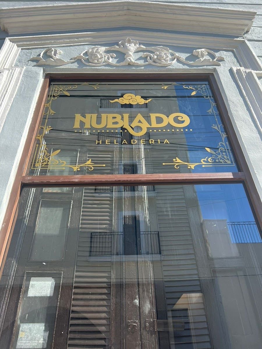 Nublado Heladería