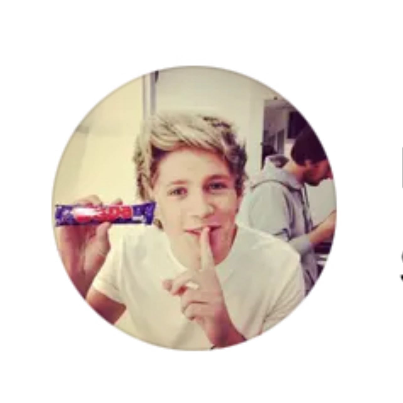 Nolaa!! π ππͺ© - FOLLOWED YOU BACK (became friends with the queen during her live (july 11 2024))