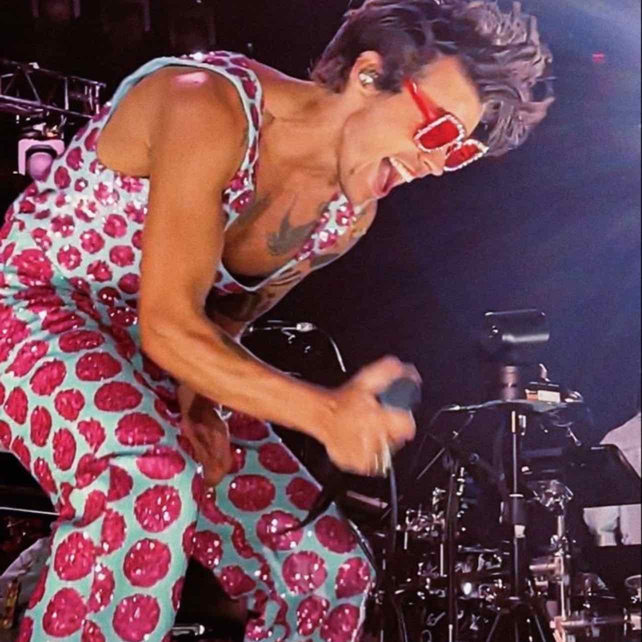 Harolddd - #7 he looks so happy 🥹