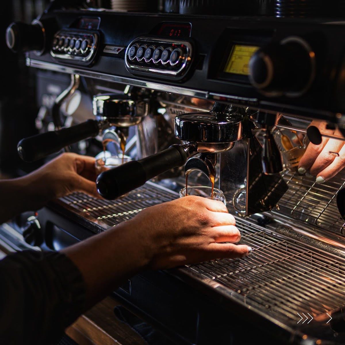 Vertical Coffee Bar - Río Pánuco