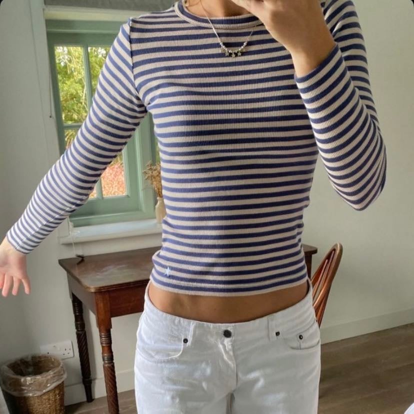 striped long sleeves
