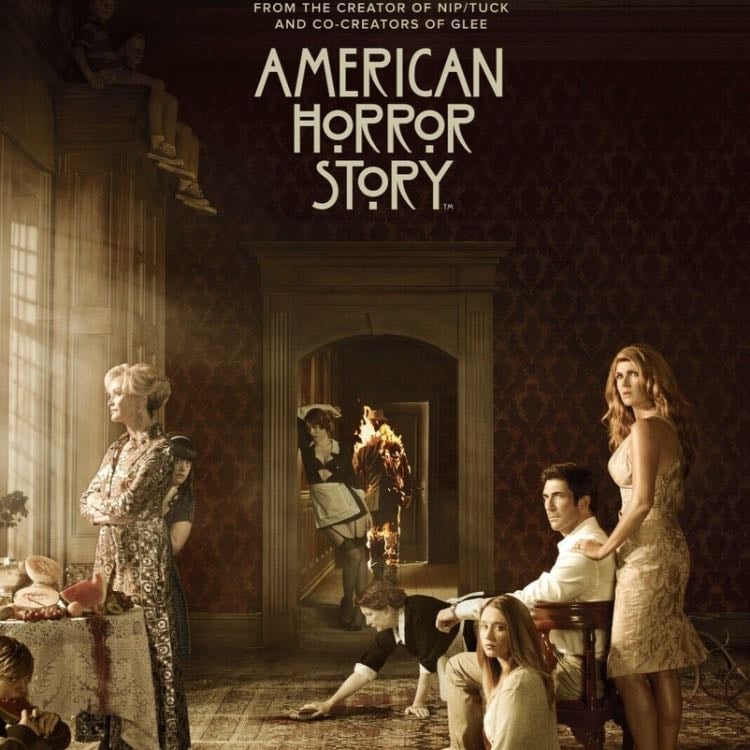 American Horror Story - Ryan Murphy, Brad Falchuk · 2011