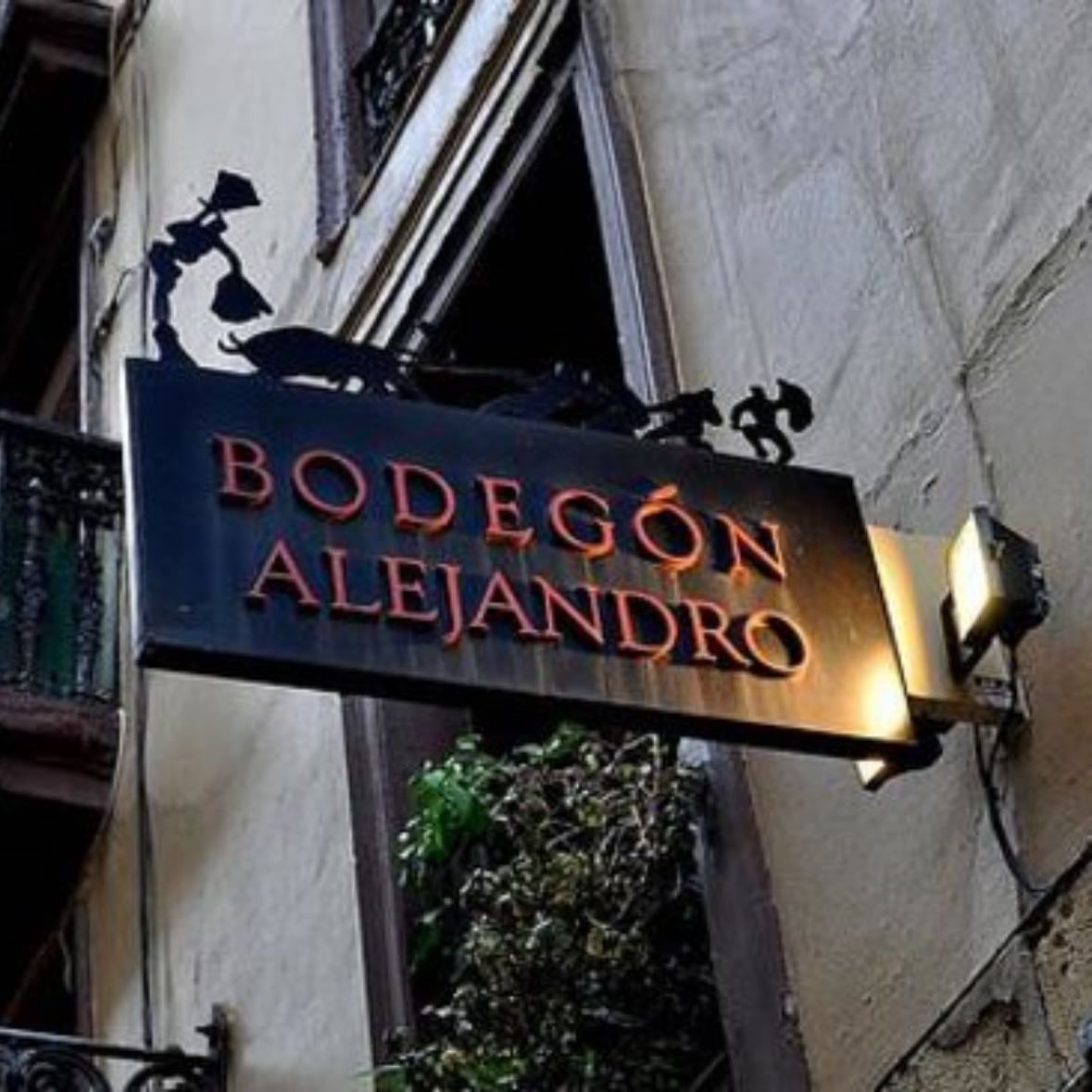 Bodegon Alejandro