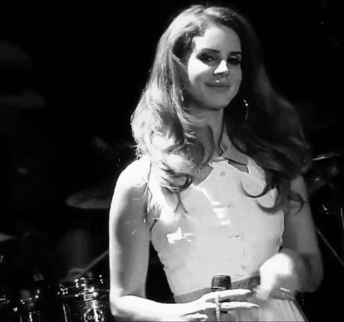 Fav Lana’s unreleased - Music hypelist by applepie