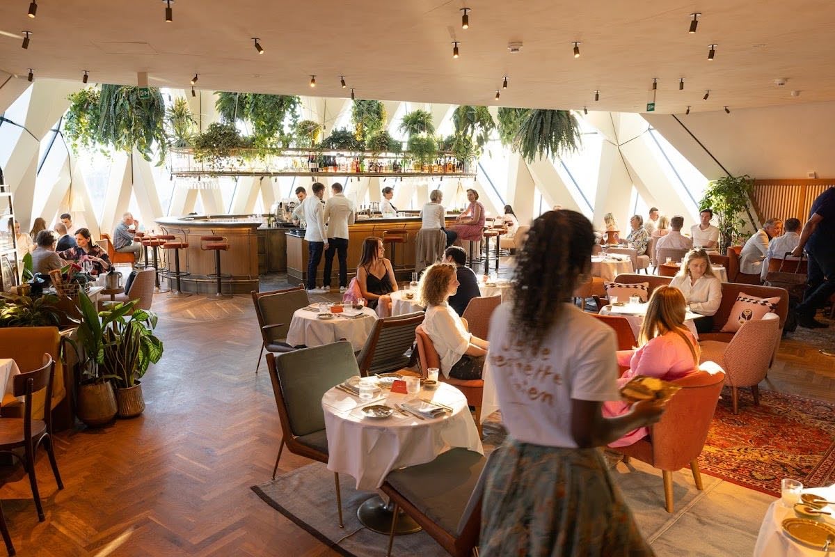 CHEZ BERNARD Restaurant et Bar