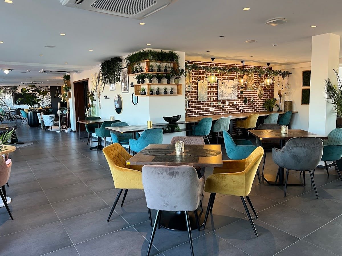 The Eight Rooftop Cocktail Bar