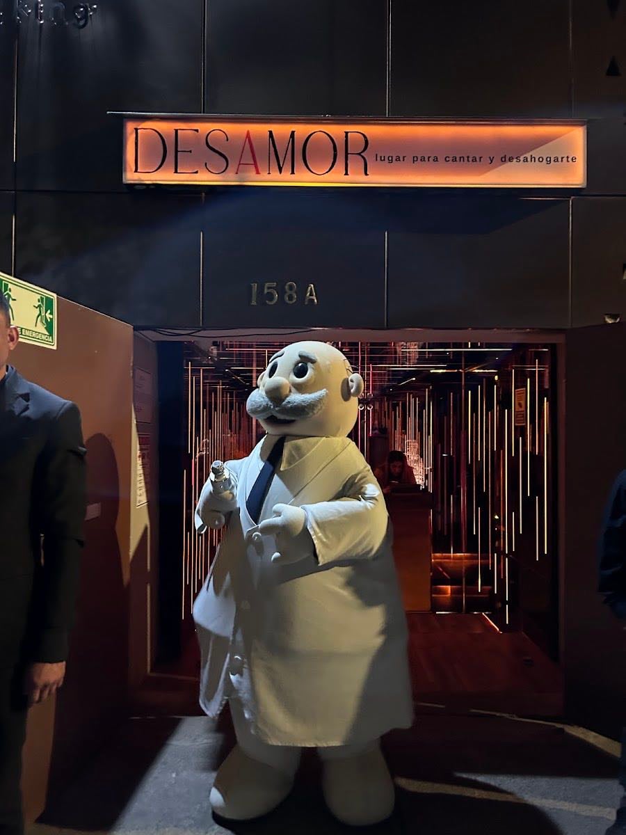 DESAMOR - KARAOKE