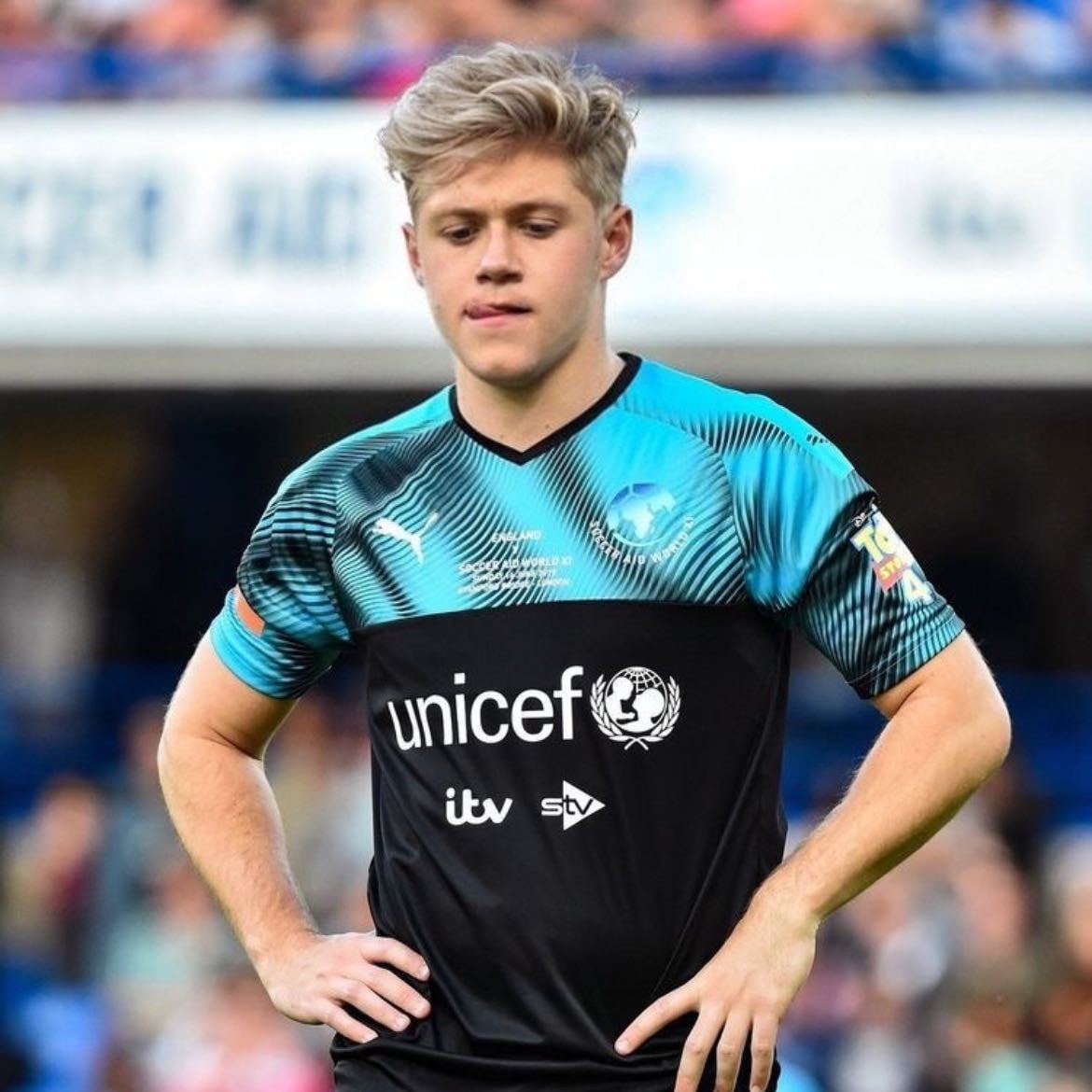 SOCCER NIALL - He looks so fine..