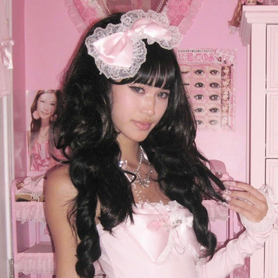 kiana ♔ - YouTube