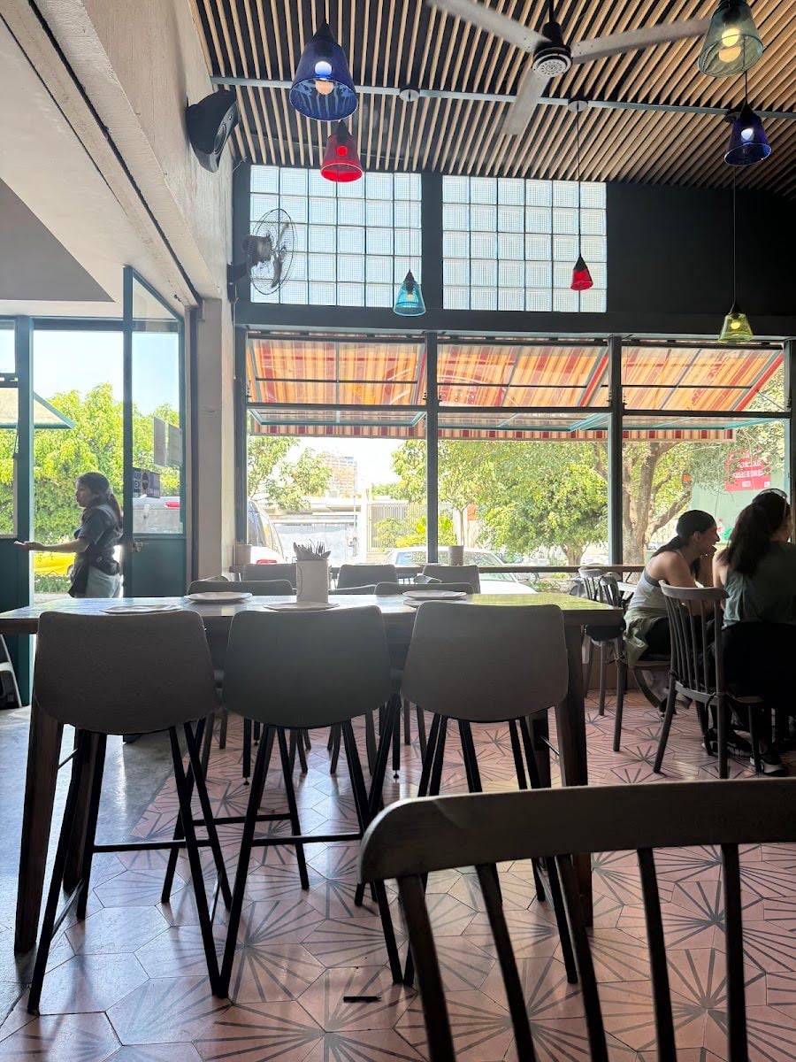 Aló Super Deli