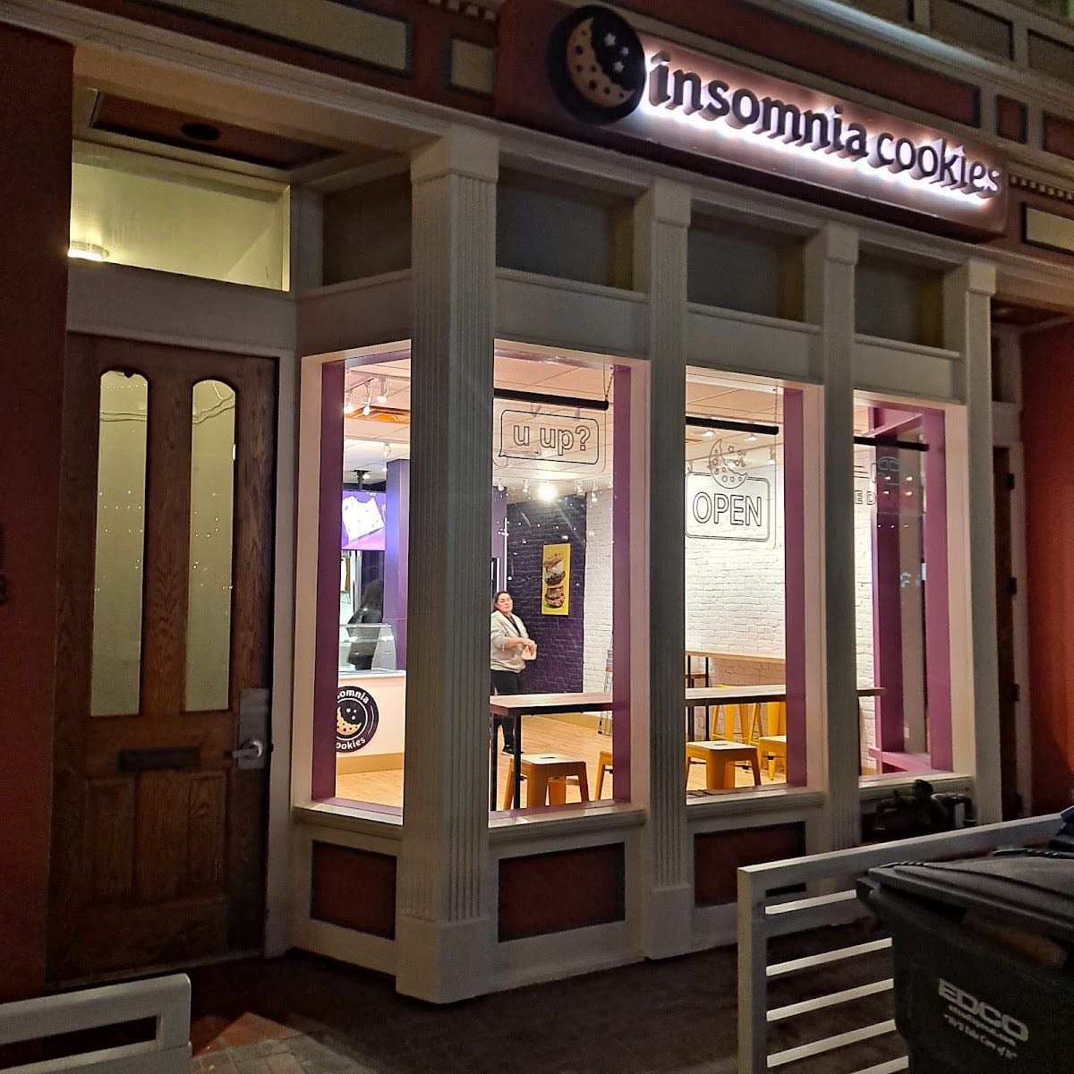 Insomnia Cookies