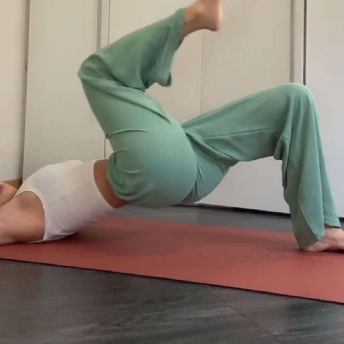 GLUTE BRIDE MARCH - X30secs