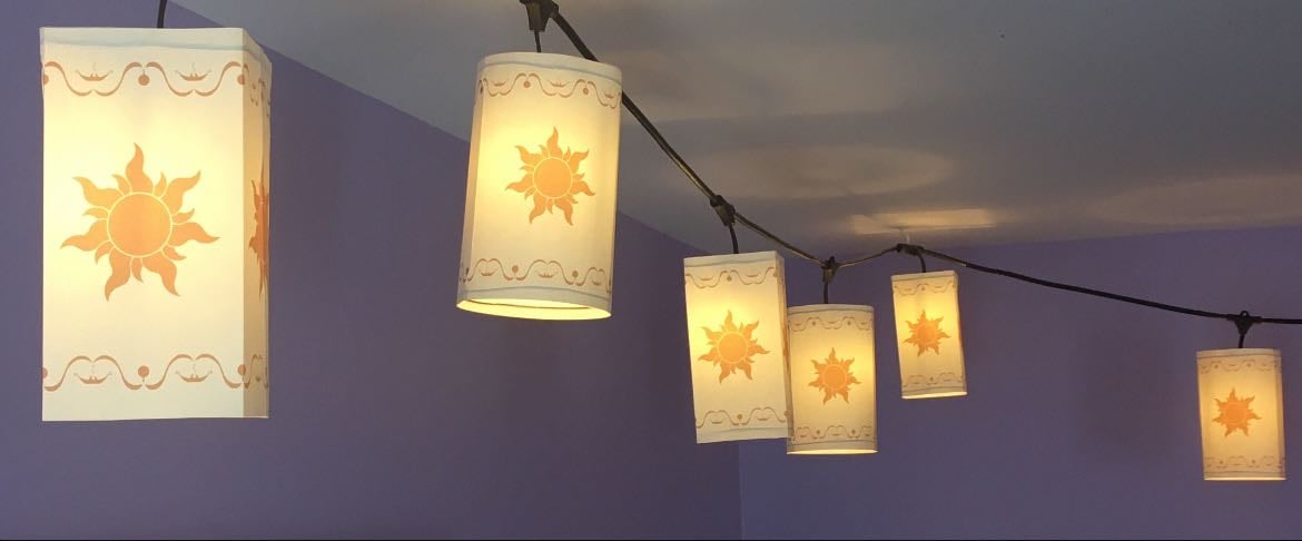 Tangled lantern lamp