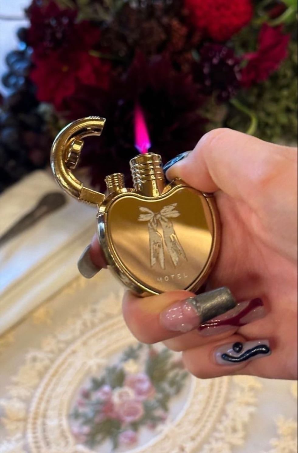Heart lighter