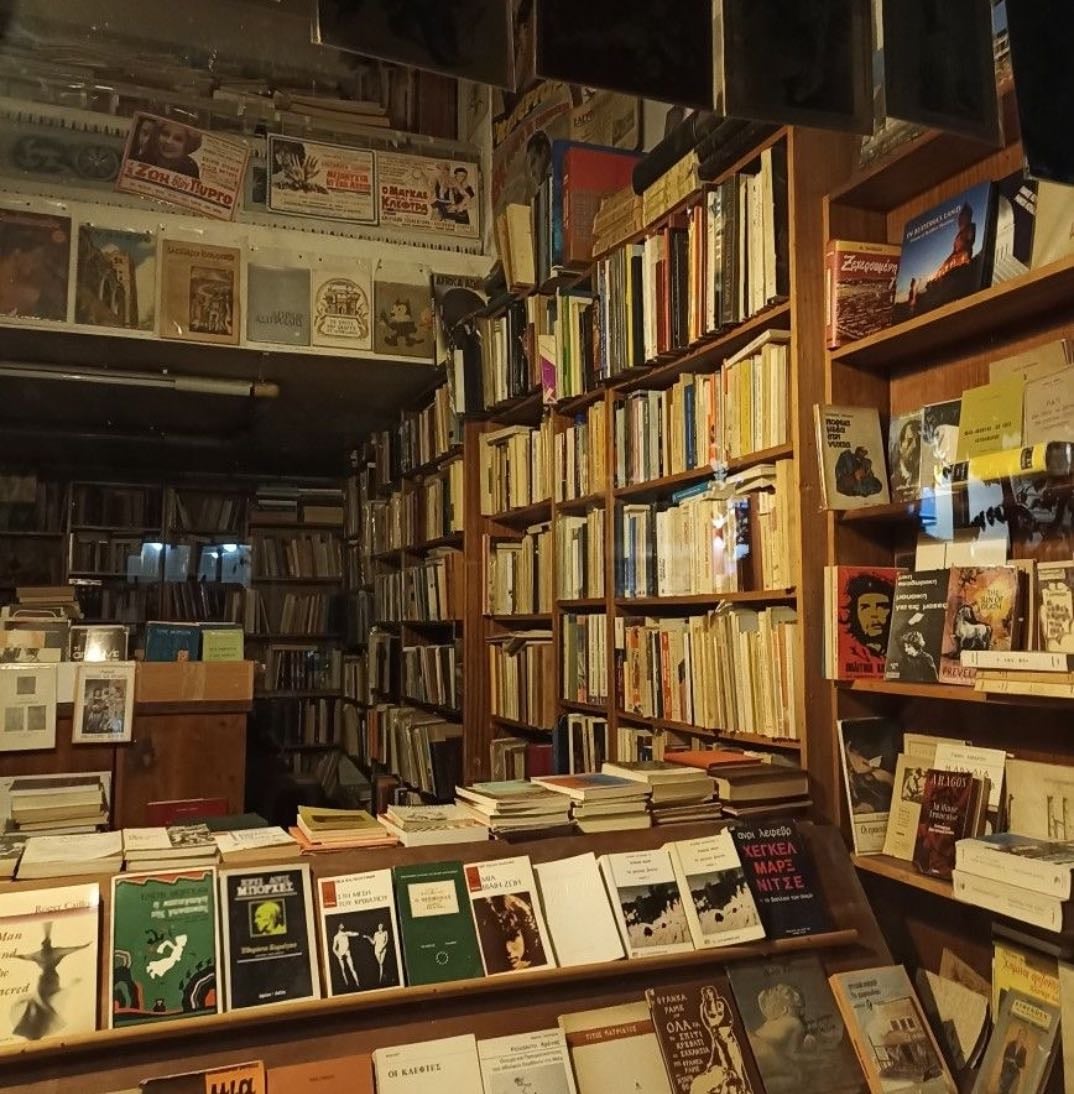 Libros~💕