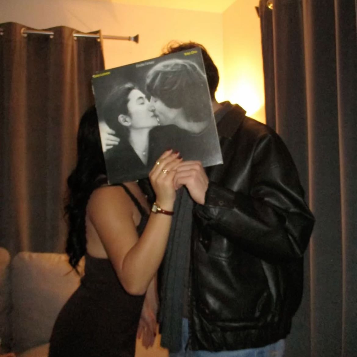 Kisses full of sweetness - Besos llenos de dulzura.