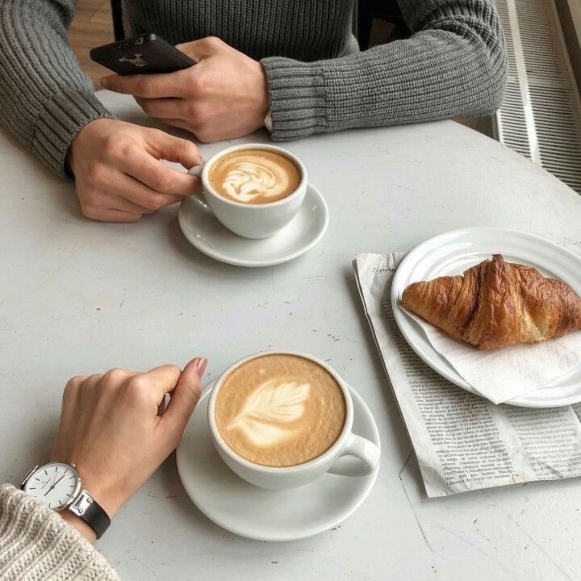 Go to coffee shops - Ir a cafeterías