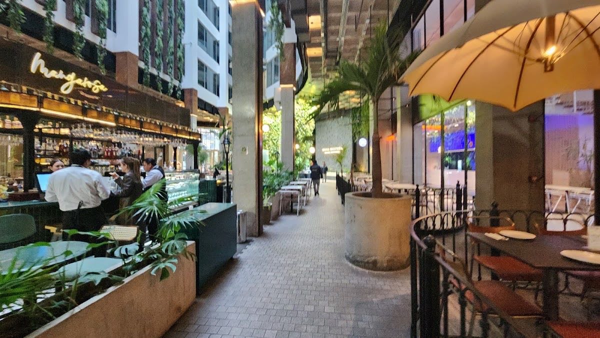 Boca Mixtura Patio Gastronómico