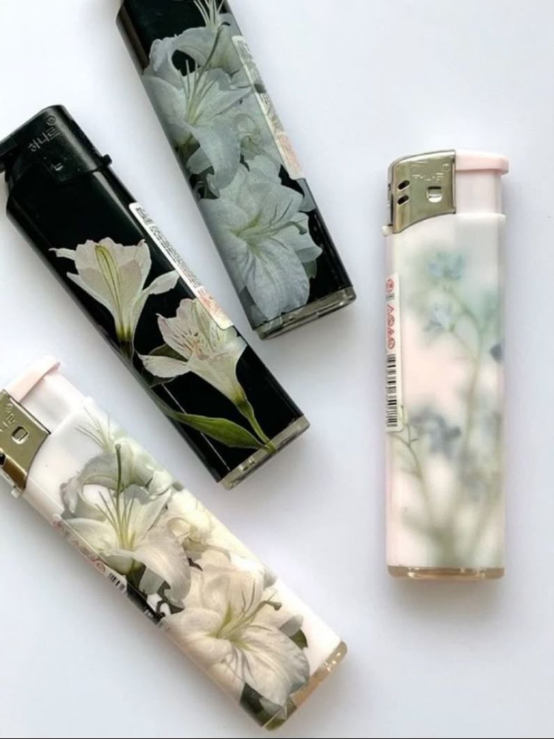 Lighters with designs