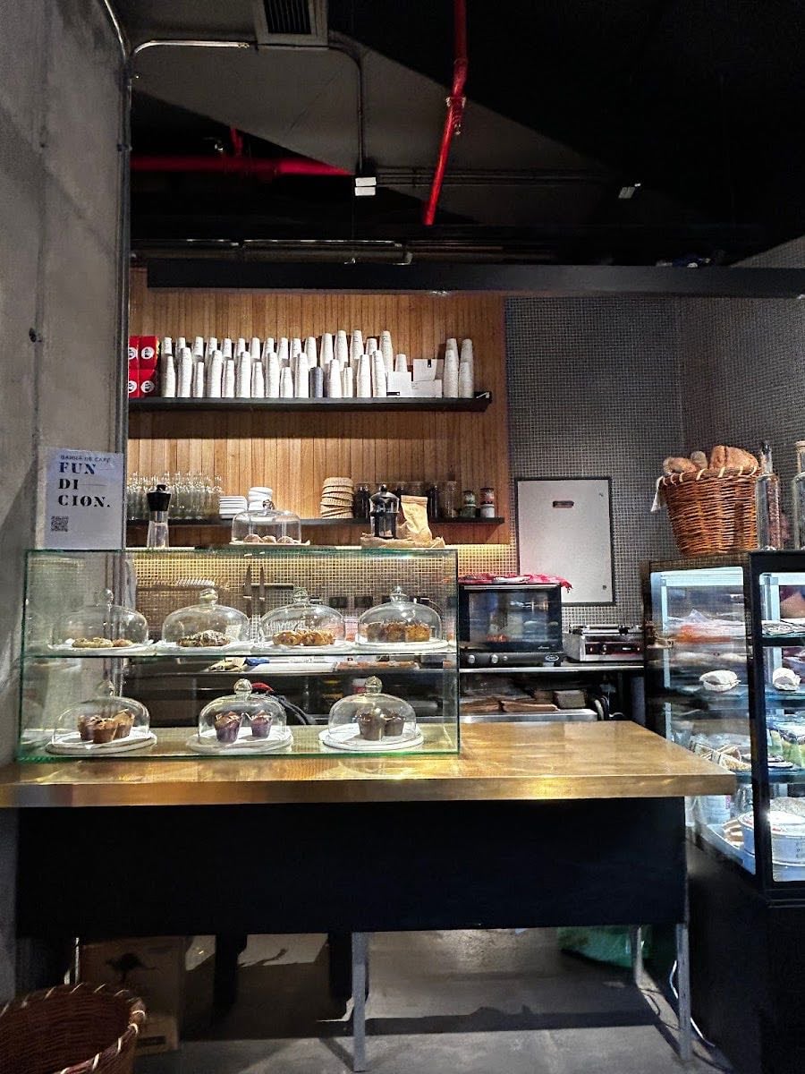 Barra de Cafe Fundición - Great coffee inside MUT