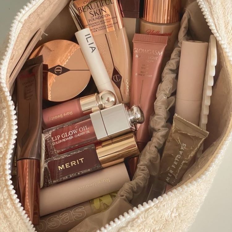 Makeup bag