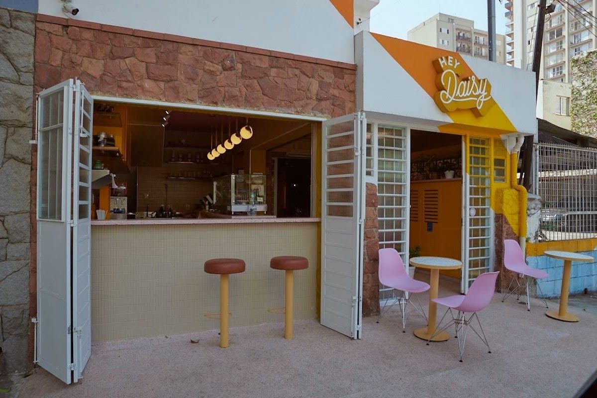 Hey Daisy - Café Brunch e Hambúrguer